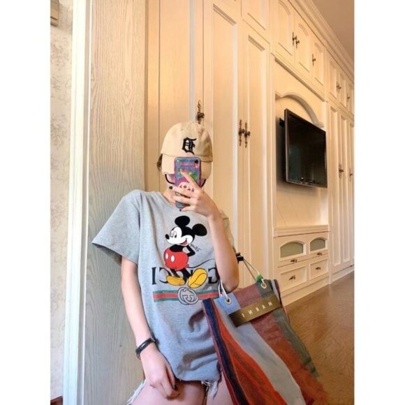 NWT Gucci x Disney oversized logo-print T-shirt Size M - Picture 4 of 14
